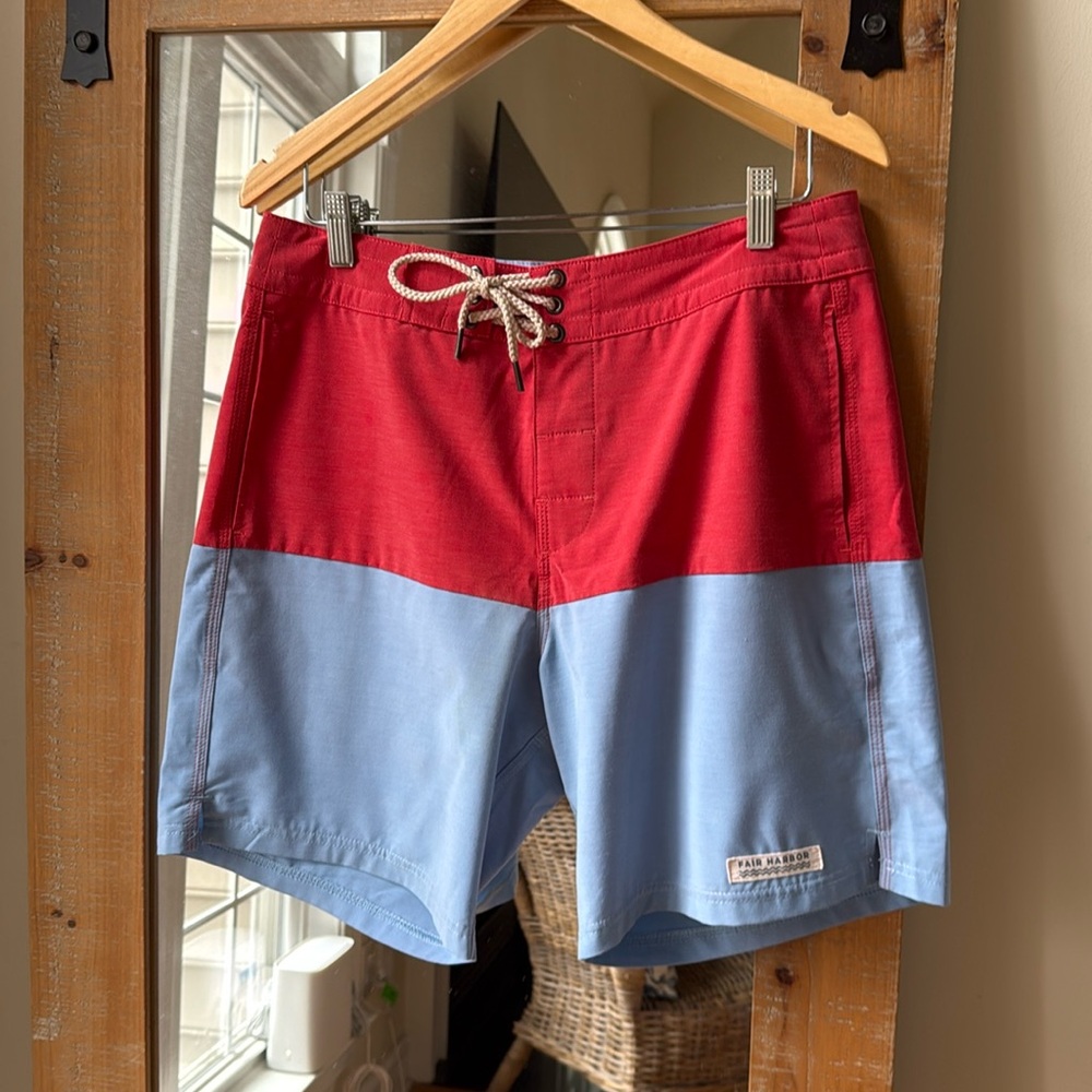 Fair Harbor Board Shorts Size 32
